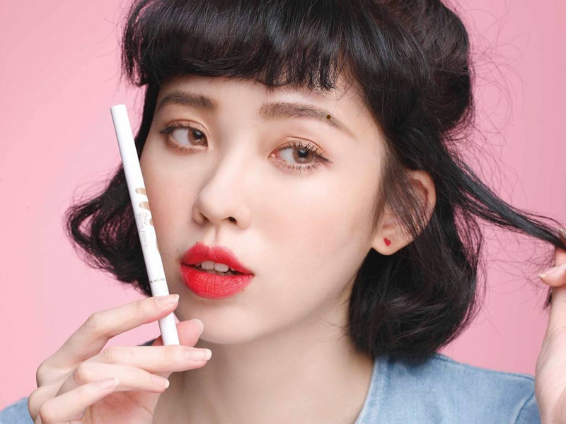 眉里藏珠，非富即貴